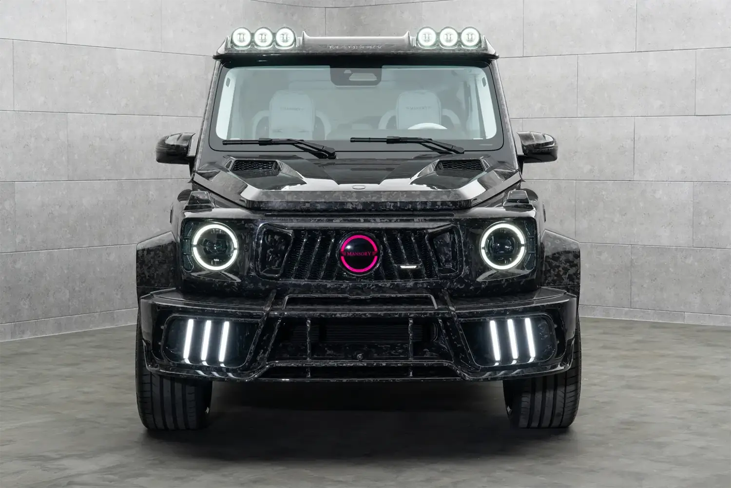 Mercedes-AMG G63 MANSORY Grande Entrée P820 - Photo 12